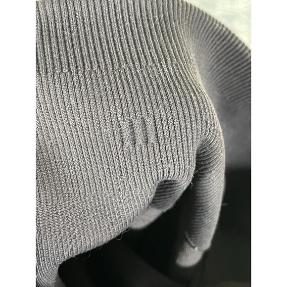 Lululemon In The Flow Capri Womens 6 BK Moisture Wick Seamless Fitted Crop - Picture 7 of 7